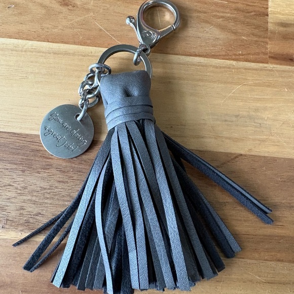 Itzy Ritzy • Tassel Keychain • Grey - Picture 3 of 3